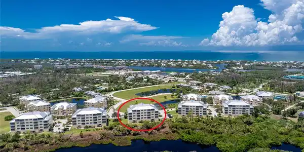 8571 AMBERJACK CIRCLE