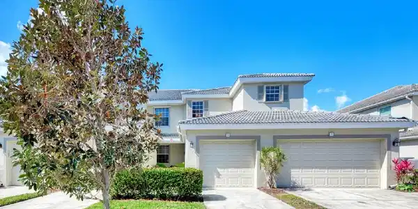 3363 GRAND VISTA COURT