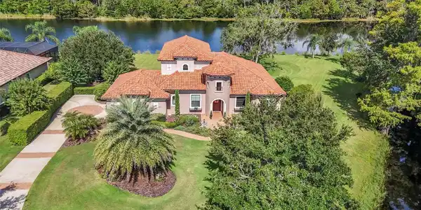 202 WILLOW OAK WAY