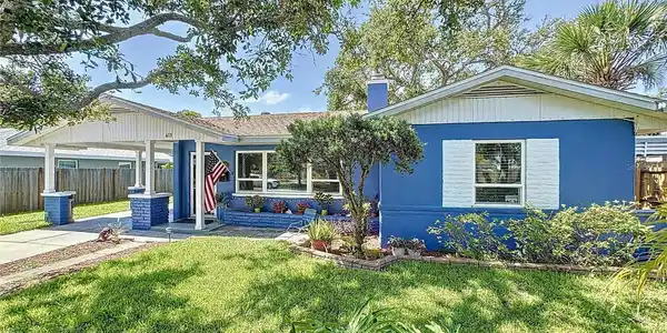 413 VALENCIA ROAD