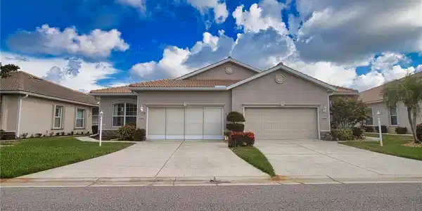 8354 PALMETTO COURT