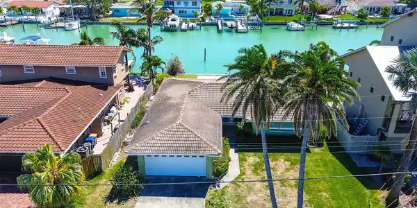 501 CRYSTAL DRIVE