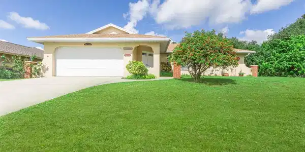 1041 STRASBURG DRIVE