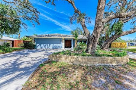 2299 RIVERWOOD COURT