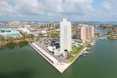 31 ISLAND WAY