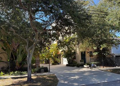 509 S MATANZAS AVENUE