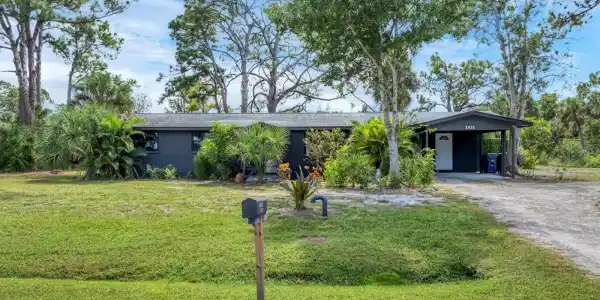 1651 LAKEVIEW PLACE
