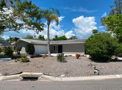 4571 CLEARWATER HARBOR DRIVE S
