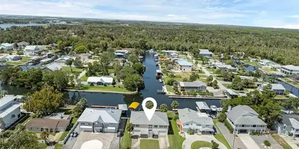 1720 NW 20TH AVENUE