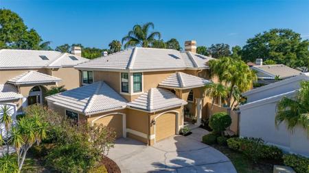 1103 KENSINGTON COURT