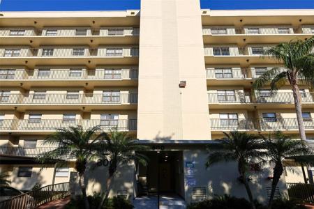 800 COVE CAY DRIVE