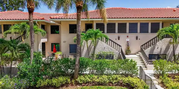 1800 MARINER DRIVE