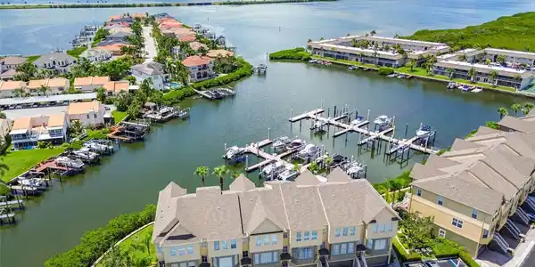 8708 NAUTICAL VIEW COURT