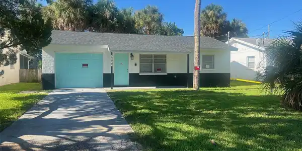 6822 DRIFTWOOD DRIVE