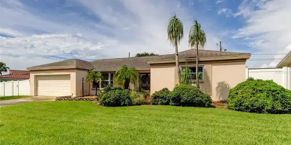 14049 YACHT CLUB BOULEVARD