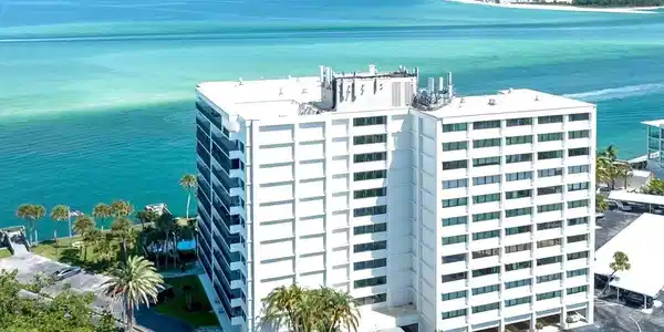 4822 OCEAN BOULEVARD