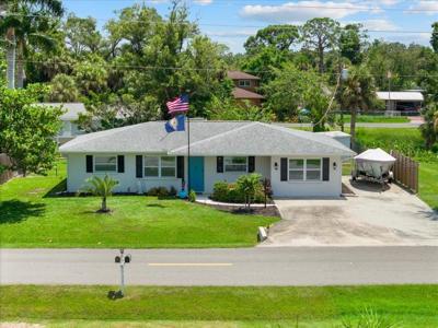 637 FLAMINGO ROAD
