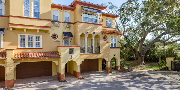 264 SEAGATE COURT
