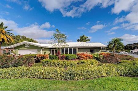 502 PALM DRIVE