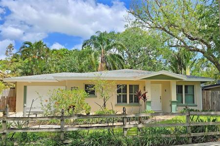 3004 BAY SHORE CIRCLE