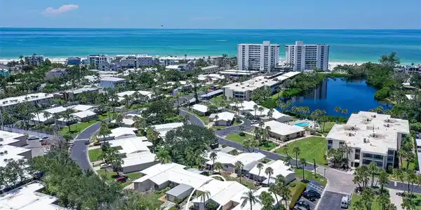143 WHISPERING SANDS CIRCLE