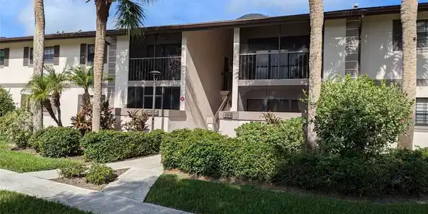 1515 FORREST NELSON BOULEVARD