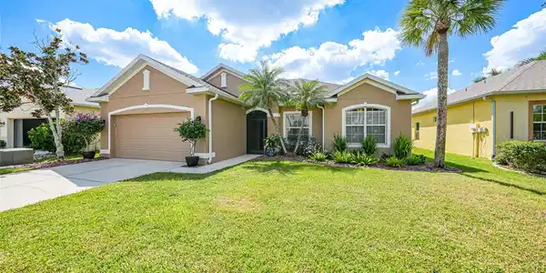 2772 SUNCOAST LAKES BOULEVARD