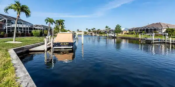 1653 BOBOLINK COURT