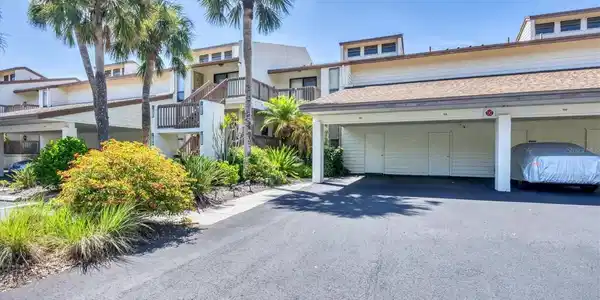 1088 BIRD BAY WAY