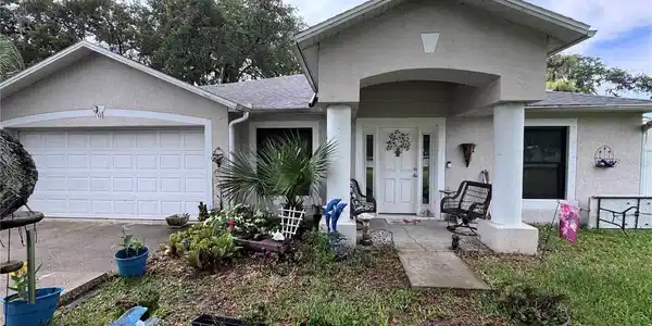 1829 PINE TREE DRIVE