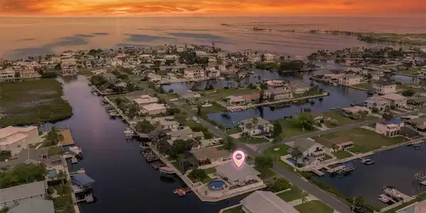 3260 GULFVIEW DRIVE