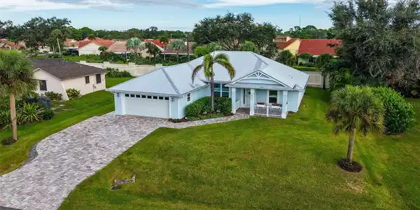 524 ACACIA LANE