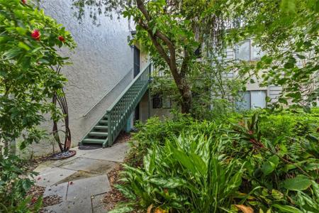 1526 PELICAN POINT DRIVE