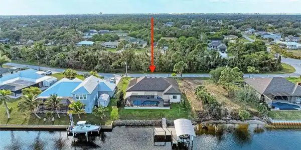 349 SPRING VIEW CIRCLE