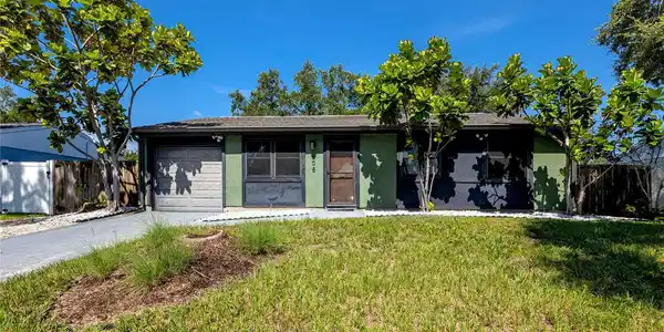 608 TIMBER BAY CIRCLE E