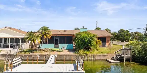 3333 POINSETTIA DRIVE