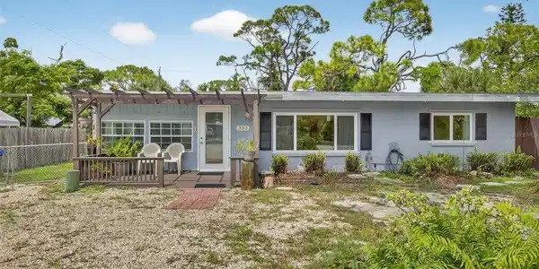 332 E LANGSNER STREET