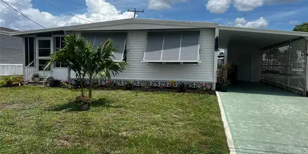 1423 FLAMINGO DRIVE