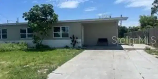 3074 NE GARDEN TERRACE