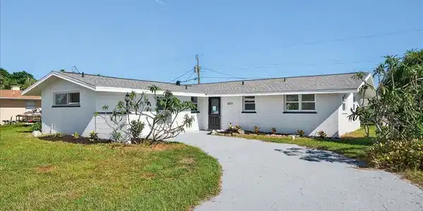 420 PALM CREEK DRIVE