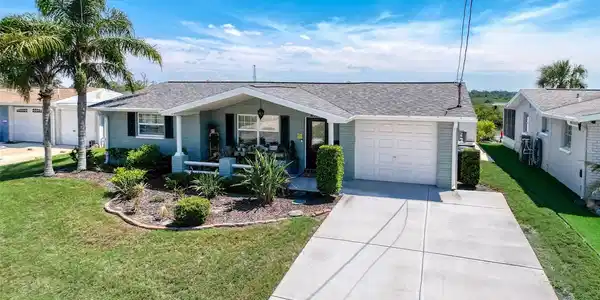 6530 LEESIDE ISLE
