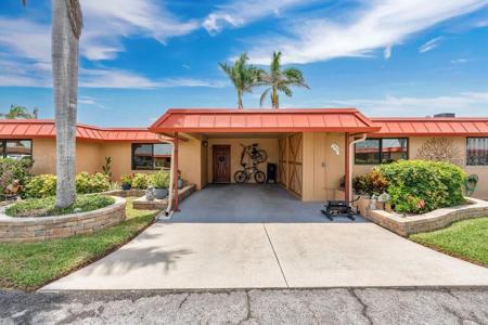 3850 CATALINA DRIVE