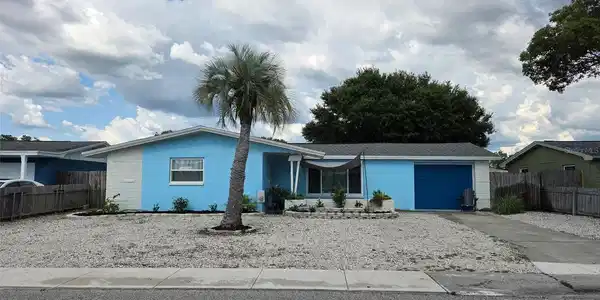 3252 COLUMBUS DRIVE