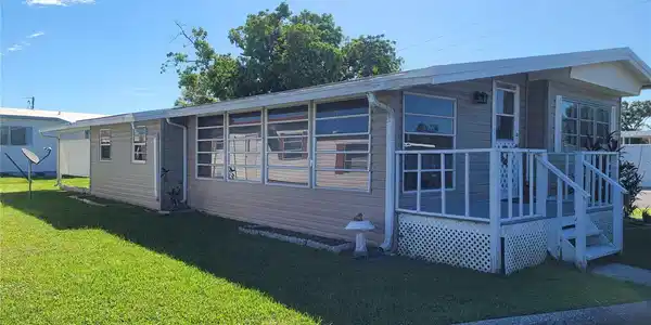 3100 CRYSTAL LANE