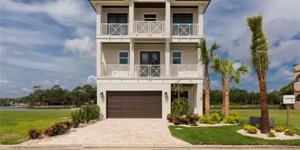 240 YACHT HARBOR DRIVE