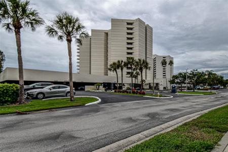 5940 PELICAN BAY PLAZA S