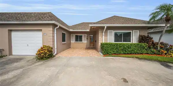 6561 GOLDEN HORSESHOE DRIVE