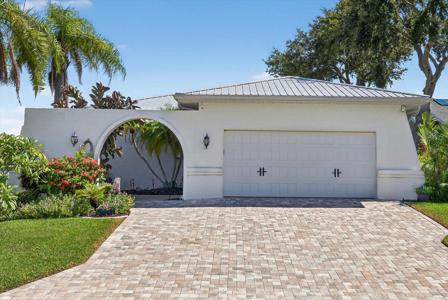 4425 GULFSIDE DRIVE