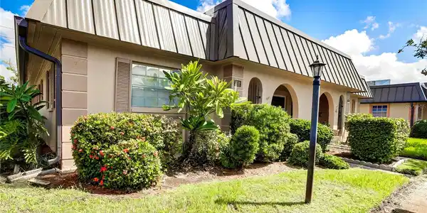 4129 STRATFORD DRIVE