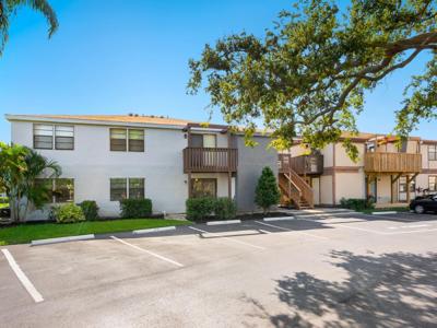 5026 WATER OAK DRIVE